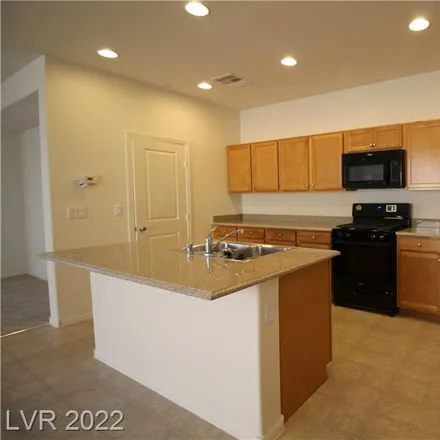 Image 2 - 3165 Beltrada Avenue, Henderson, NV 89044, USA - Loft for rent