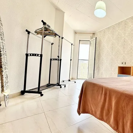 Rent this 3 bed apartment on 04721 Roquetas de Mar
