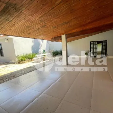 Image 2 - Alameda Europa, Mansões Aeroporto, Uberlândia - MG, 38406-401, Brazil - House for rent