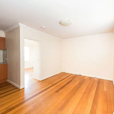 Image 7 - 9 Robert Street, Elwood VIC 3184, Australia - Apartment for rent