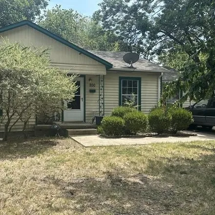 Image 2 - 252 Edgefield Drive, Garland, TX 75040, USA - House for sale