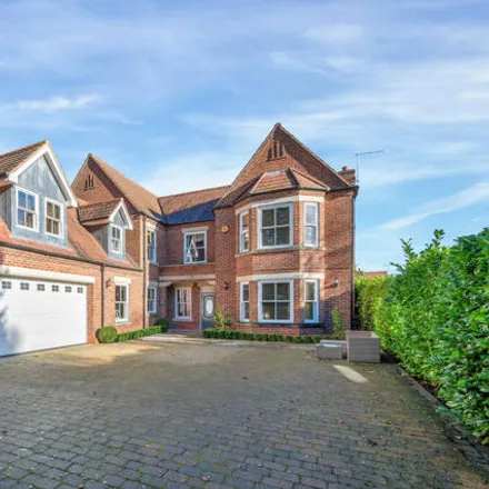 Buy this 5 bed house on 61 Nottingham Road in Ravenshead, NG15 9HG