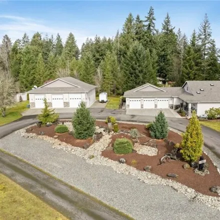 Buy this 4 bed house on 16700 Southeast 331st Street in King County, WA 98092