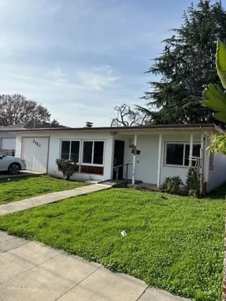 Buy this 2 bed house on 1249 Westminster Avenue in East Palo Alto, CA 94301