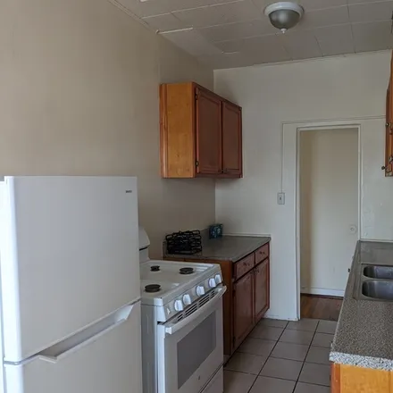 Image 8 - 657 S Cochran Ave, Unit 104 - Apartment for rent
