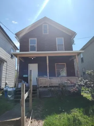 Buy this 3 bed house on North Alley in Oil City, PA 16301