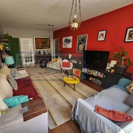 Buy this 2 bed apartment on Rua Dona Antônia de Queirós 333 in Higienópolis, São Paulo - SP