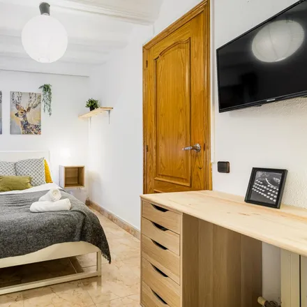 Rent this 5 bed room on Carrer Ample in 3, 08002 Barcelona