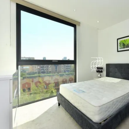 Image 4 - Meranti House, Goodman's Stile, London, E1 8QG, United Kingdom - Apartment for rent