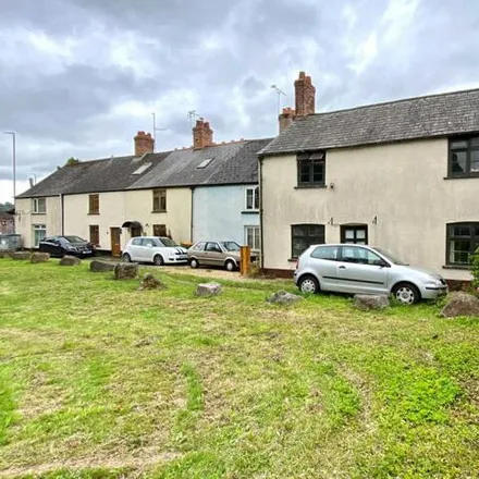 Buy this 2 bed house on Croft Cottage in 14 Goldcroft Common, Caerleon