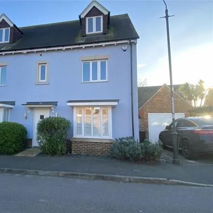 Buy this 5 bed house on Helen Thompson Close in Iwade, ME9 8FX