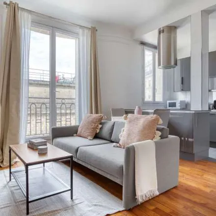 Image 7 - 20 Rue Copernic, 75116 Paris, France - Apartment for rent