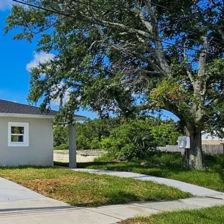 Buy this 3 bed house on 6196 Denson Drive in Orange County, FL 32808