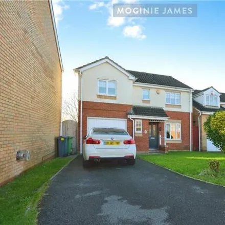 Buy this 3 bed house on Avro Close in Cardiff, CF24 2HN