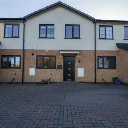Buy this 3 bed townhouse on Jubilee Road in Buckley, CH7 2AH