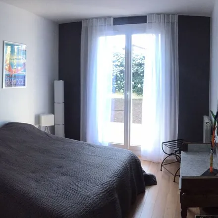 Rent this 4 bed house on Château de Cabriès in Le Couladou, Rue Saint-Roch