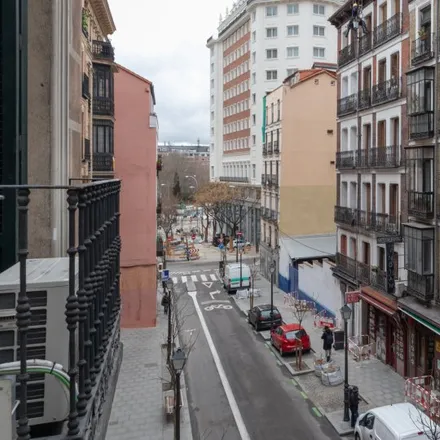 Image 7 - Calle de los Reyes, 16, 28015 Madrid, Spain - Apartment for rent
