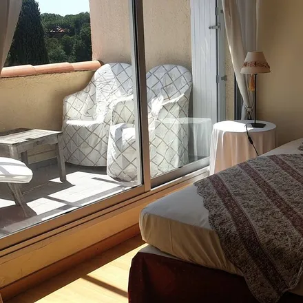 Rent this 2 bed apartment on Saint-Raphaël in Var, France