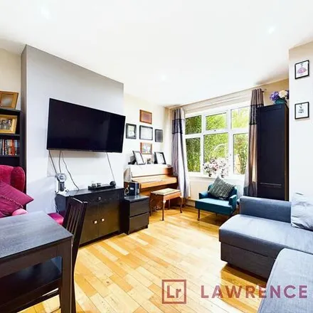 Image 2 - Ashbourne Avenue, London, HA2 0JS, United Kingdom - Apartment for sale