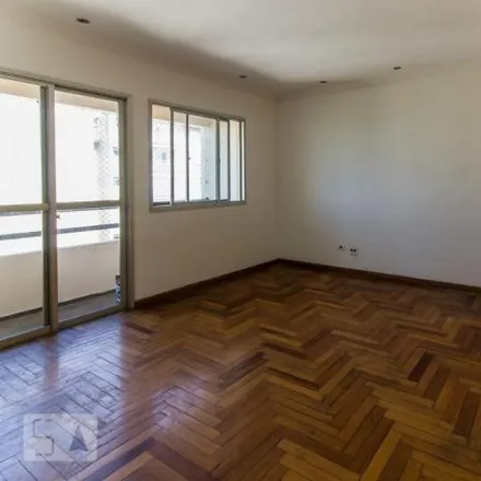 Rent this 3 bed apartment on Drogaria São Paulo in Avenida Dom Jaime de Barros Câmara 620, Planalto
