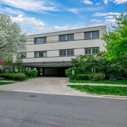 Buy this 3 bed condo on 5101 Brown Street in Skokie, IL 60077