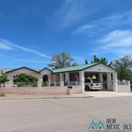 Image 1 - 1437 3rd Street, Grants, NM 87020, USA - House for sale