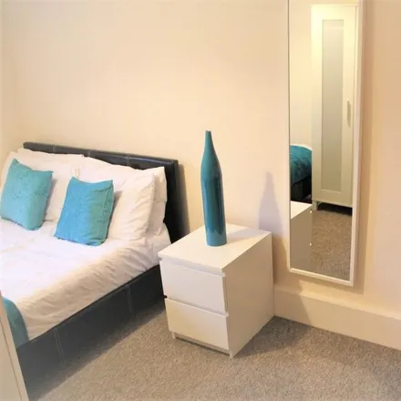 Rent this 1 bed room on 50 Peveril Street in Nottingham, NG7 4AL