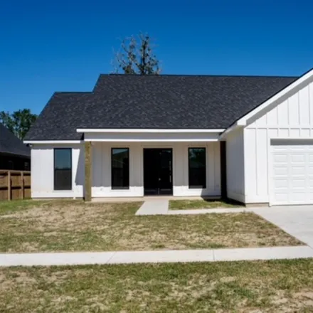 Buy this 3 bed house on 5769 Jessica Lynn Drive in Broadmoor, LA 70364