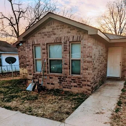 Rent this 3 bed house on Church of God in North Main Street, Jonesboro