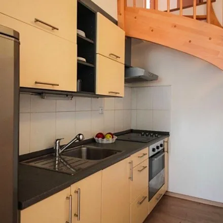 Image 4 - Studio JS, Wenzigova, 121 32 Prague, Czechia - Apartment for rent