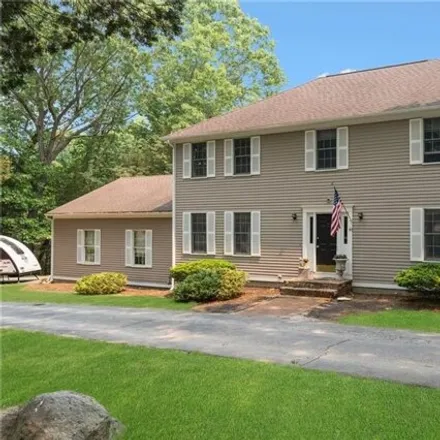 Buy this 4 bed house on 46 Briarbrook Drive in Warwick, RI 02818