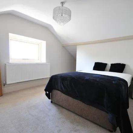Rent this 2 bed apartment on Huntingdon House in 8-9 Western Terrace, Nottingham