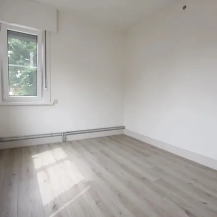 Rent this 3 bed apartment on Berlingmolenstraat 6 in 8850 Ardooie, Belgium