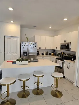 Image 6 - unnamed road, Andover Golf Estates, Miami Gardens, FL 33169, USA - Townhouse for sale
