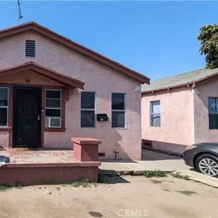 Buy this 6 bed house on 915 West 60th Street in Los Angeles, CA 90044