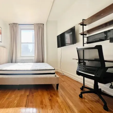 Rent this 3 bed room on 79 Carlton Ave in Brooklyn, NY 11205