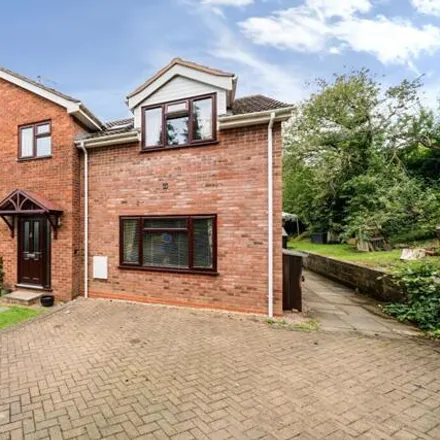 Buy this 5 bed house on Rosedale in The Common Abberley, WR6 6BA