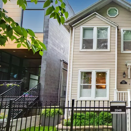 Buy this 3 bed house on 2030 West Huron Street in Chicago, IL 60612