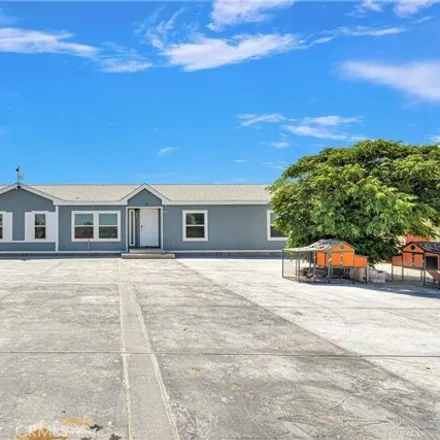 Buy this 4 bed house on 9226 Fairlane Road in Lucerne Valley, San Bernardino County