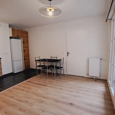 Rent this 3 bed apartment on 113 Rue Jules Guesde in 93220 Gagny, France