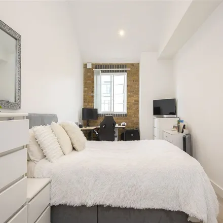 Image 8 - Woodfield Avenue, London, SW16 1LQ, United Kingdom - Apartment for rent