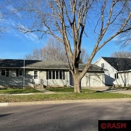 Buy this 2 bed house on 325 West Chestnut Street in St. Peter, MN 56082