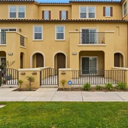 Buy this 4 bed condo on 10499 Boxwood Terrace in Santa Fe Springs, CA 90670