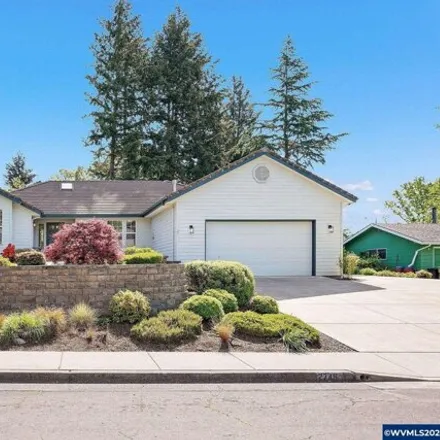 Buy this 4 bed house on 2605 Northwest 13th Street in Corvallis, OR 97330