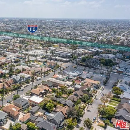 Image 6 - 1783 South Harvard Boulevard, Los Angeles, CA 90006, USA - House for sale