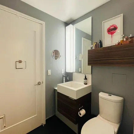 Image 8 - 88 Scott, Scott Street, Old Toronto, ON M5C 1E9, Canada - Apartment for rent