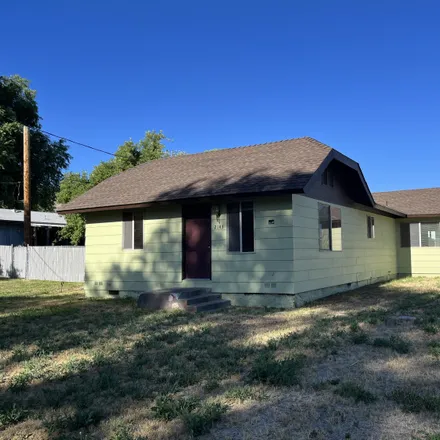 Buy this 3 bed house on 1967 Hope Street in Altamont, OR 97603