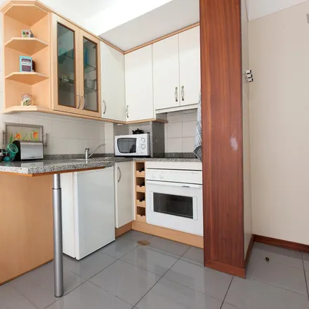 Image 4 - Rua de Santos Pousada, 4000-478 Porto, Portugal - Apartment for rent
