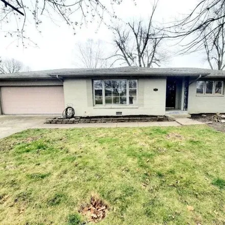 Buy this 3 bed house on 4210 North Manchester Road in Muncie, IN 47304