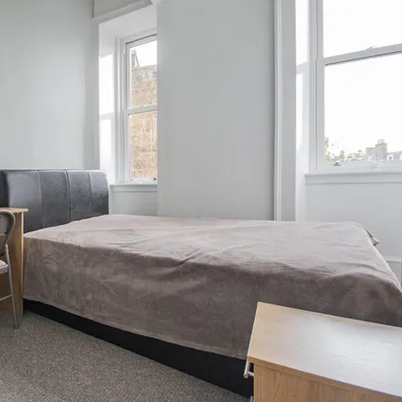 Rent this 8 bed room on Simpson's Florist in 23 West Preston Street, City of Edinburgh